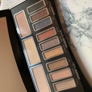 New it cosmetics superhero eyeshadow palette